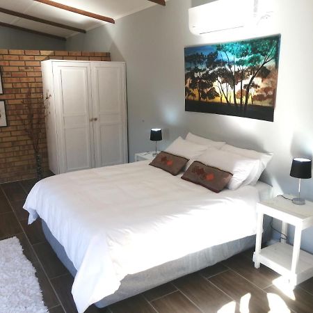 Easy Inn Guesthouse Welkom Buitenkant foto